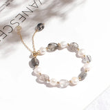 A Freshwater Pearl Bracelet
