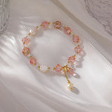 A Freshwater Pearl Bracelet