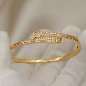 N Bracelet